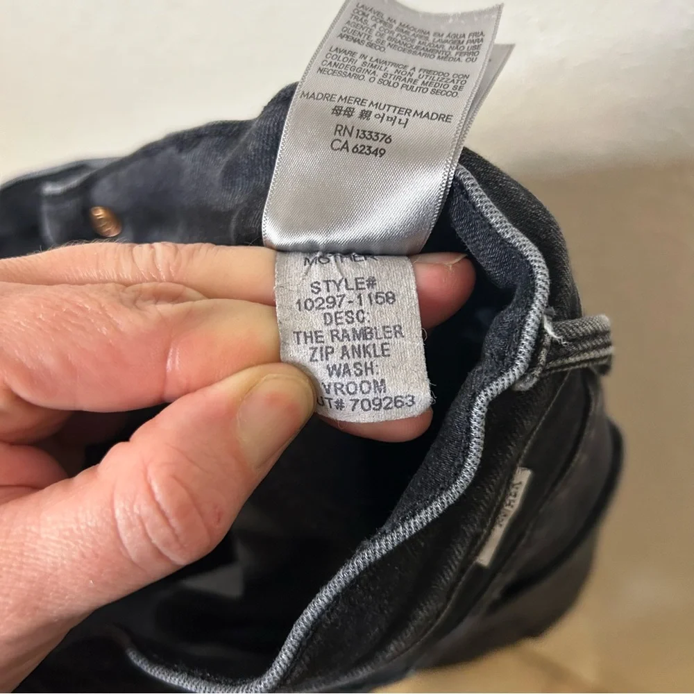 MOTHER The Rambler Zip Ankle Jeans Vroom Size 27 - Picture 8 of 10